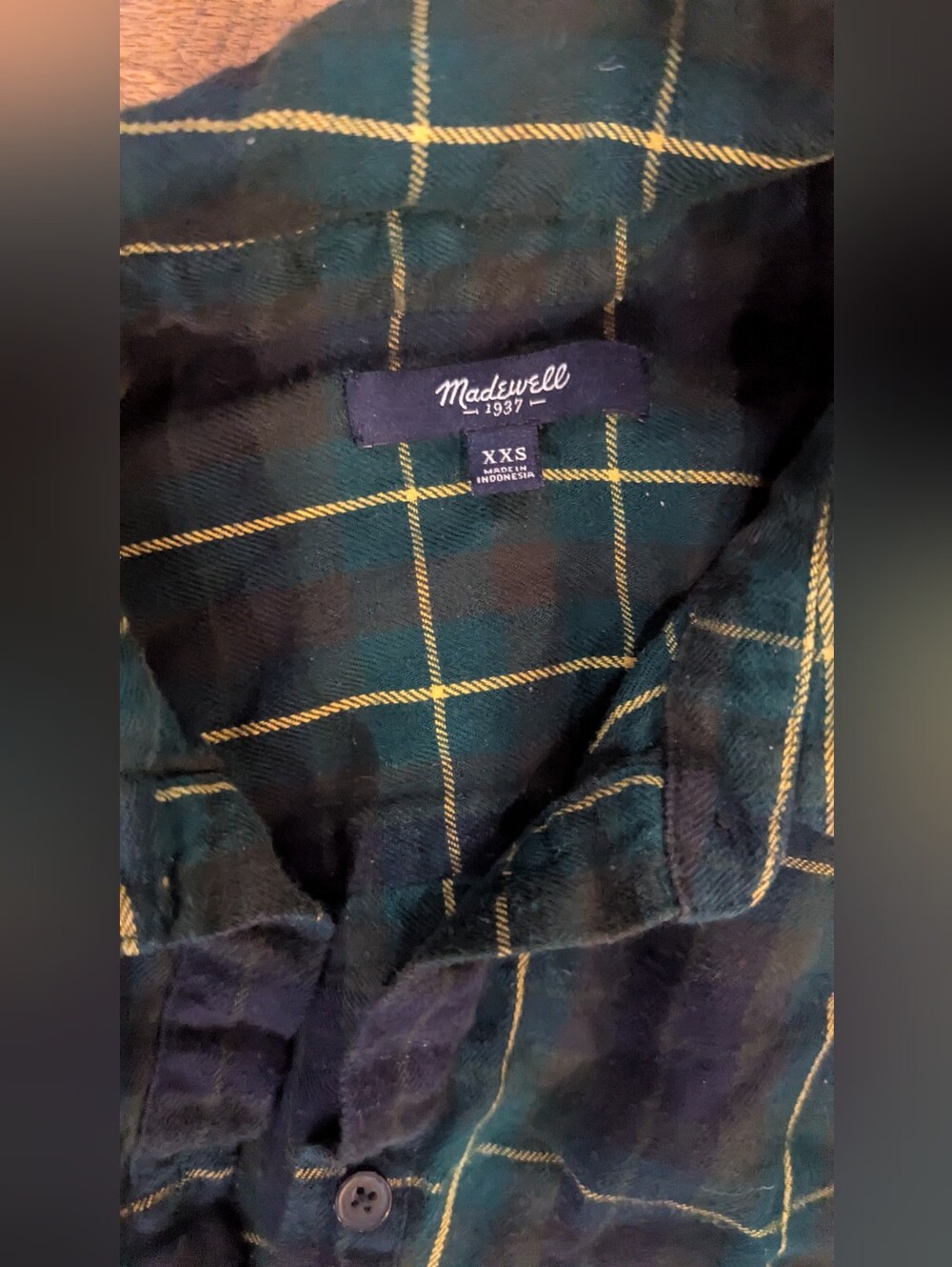 3 fall/winter button downs - Picture 4 of 5